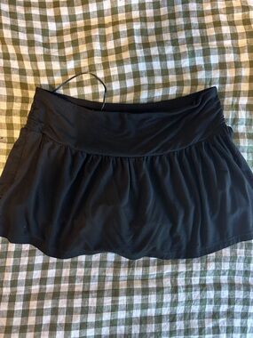 White Fox Black Skort